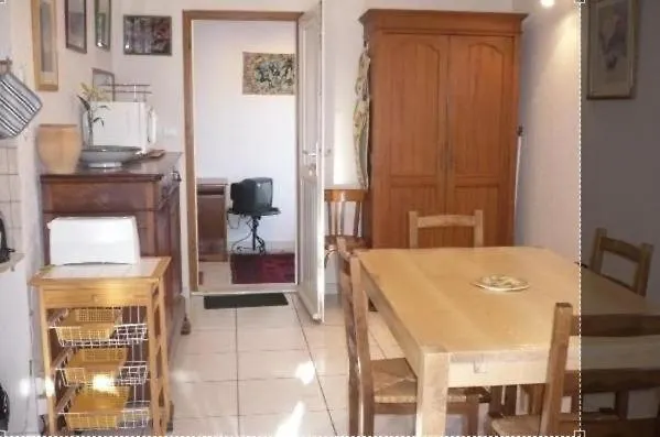 Pensjonat Hotel Les Cigales Montélier